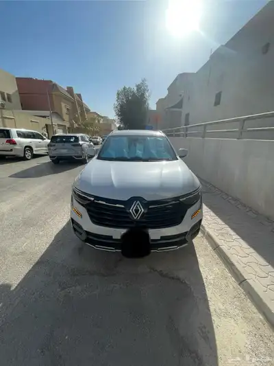 رينو كوليوس 2025 الون ابيض للبيع 0