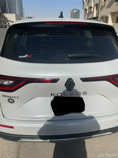 رينو كوليوس 2025 الون ابيض للبيع 3