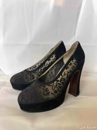كعوب نسائية فخمة 37