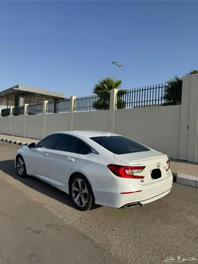 اكورد 18 سبورت 1