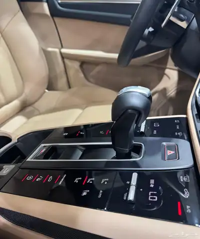 بورش ماكان موديل 2024 فل كامل جديد 17
