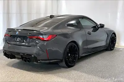 اجمل 2022 BMW M4 Competition شبه جديده وبسعر مميز 1
