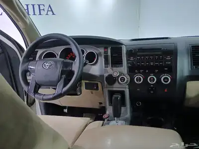 تويوتا سيكويا 2016 SR5 14