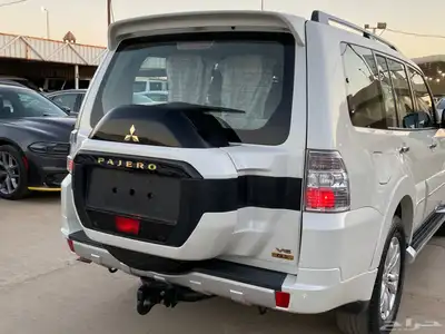 متسوبيشي باجيرو 2020 فل كامل سعودي 14