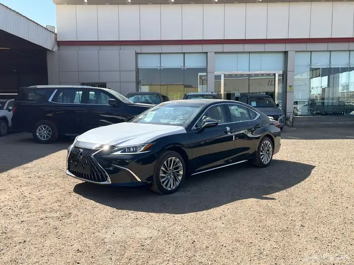 لكزس ES350 CC 2025 نقد وتقسيط (( تم البيع )) 0