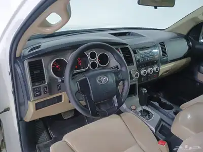 تويوتا سيكويا 2016 SR5 13