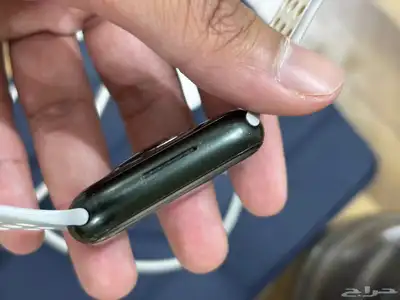 ساعه ابل 7 اكبر مقاس 1