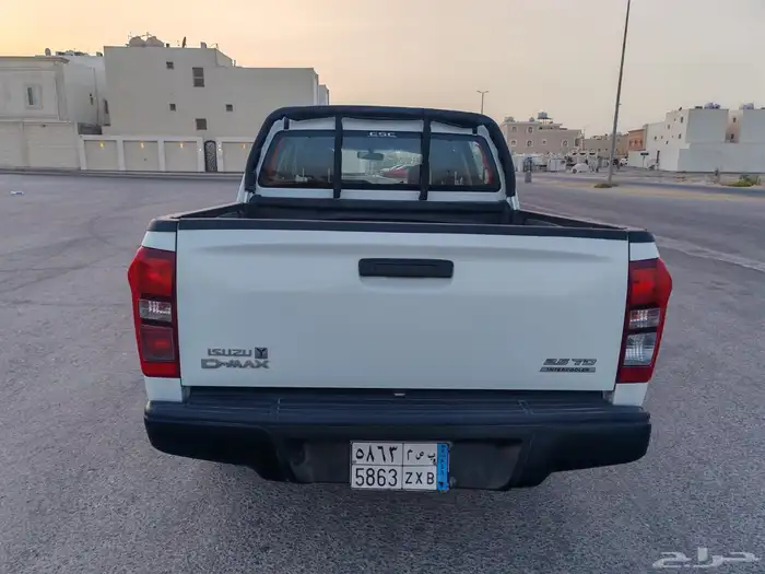 ايسوزو ديماكس 2023 دبل .. 4