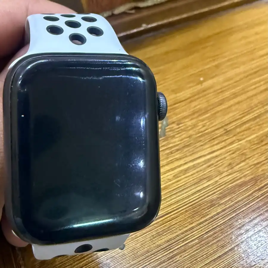 ساعة ابل Apple Watch 44 index