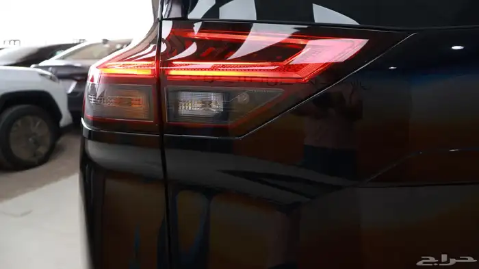 اكس تريل 7 مقاعد 2025 7