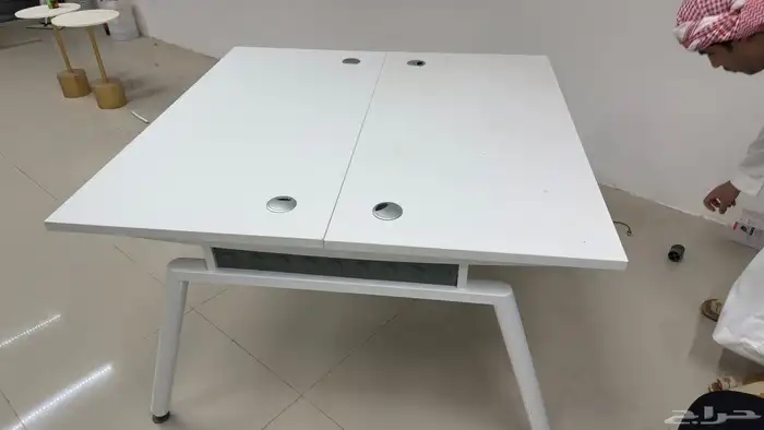 طاولة 2