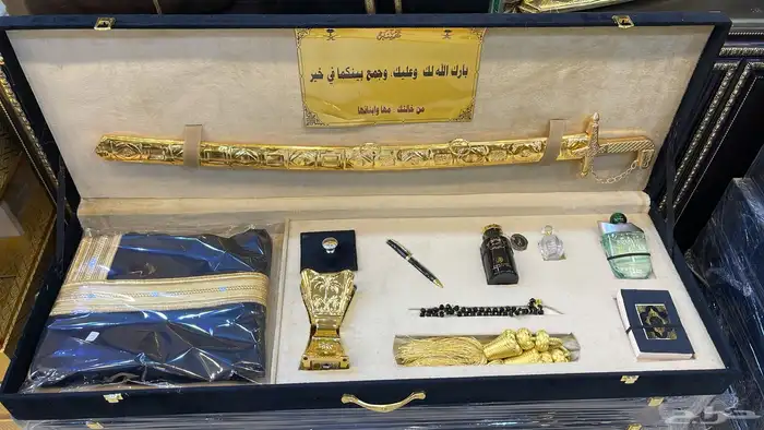 هدايا زواج منزل جديد ترقية تقاعد تكريم بشت سيف درع 16