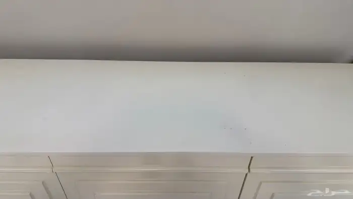 طاوله بوفية بدواليب 3