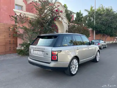 رنج روفر فوج SE V8 2018 ناغي ( بحالة الوكالة ) 7