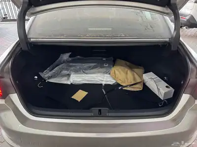 لكزس ES350 فئة CC بنزين 2025 11