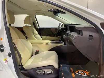 لكزس LS350 2018 بحالة نظيفة جدا 16