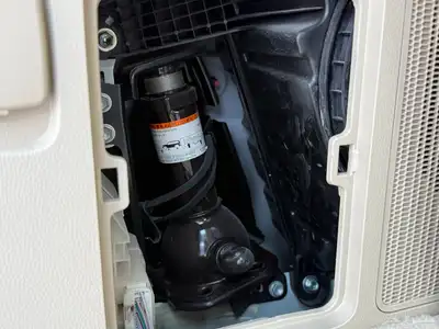 لندكروزر 2022 VXR 19