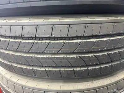 كفرات ابولو هندي 2022 مقاس 11R22.5 جديده للبيع 1