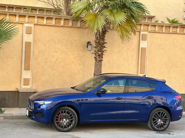 مزاراتي ليفانتي سبورت 2017   Maserati Levante Sport 2017 1
