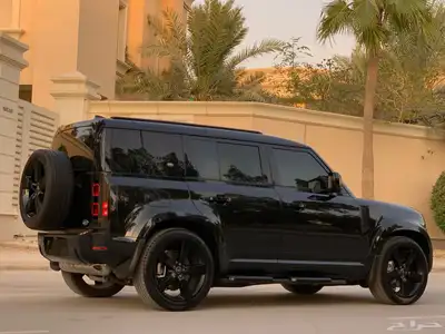 ديفندر HSE موديل 2023 بحالة الوكاله ممشى 36 الف 8