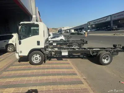 ايسوزو دينا 5 طن شاص 4.95 متر 2025 العيسي ياباني 5