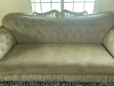 اثاث طقم كنب مكون سبع قطع 1