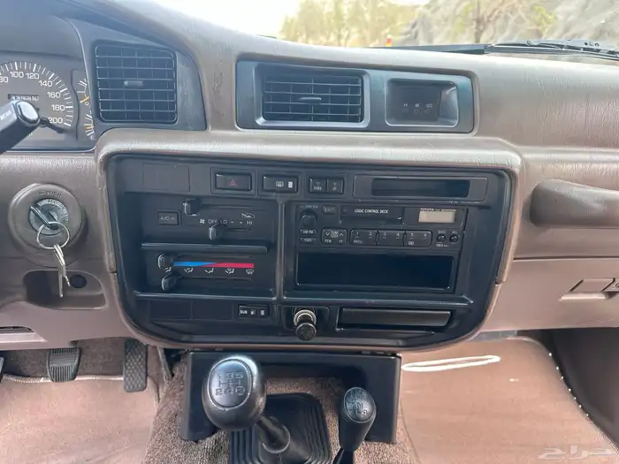 تويوتا لاندكروزر GX 1996 (( بيج )) 49