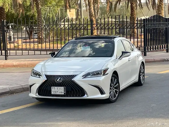 لكزس ES250 2020 خليجي نظيف جدا منوة المستخدم 1