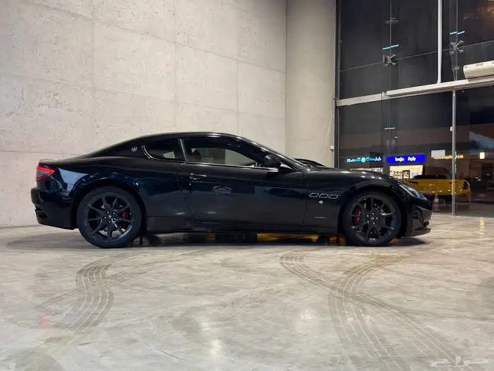 مازيراتي Granturismo موديل 2014م 4