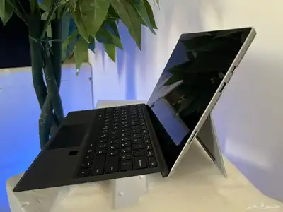 لاب توب وتابلت اتنين فى واحد - microsoft surface 4