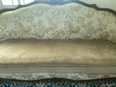 اثاث طقم كنب مكون سبع قطع 3