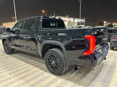 تويوتا تندرا موديل 2024 فل كامل نظيف جدآ 22