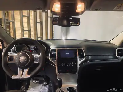 شيروكي SRT 2013 بحاله ممتازه 11