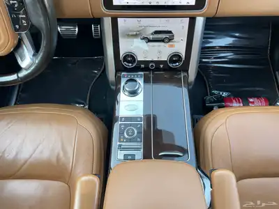 رنج روفر فوج SE V8 2018 ناغي ( بحالة الوكالة ) 15