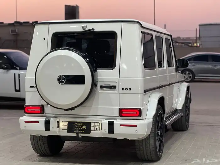 مرسيدس G63 فل كامل موديل 2015 7