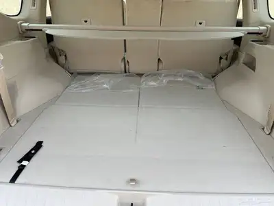 لندكروزر 2022 VXR 17