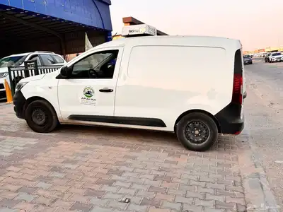 رينو دوكر ديزل 2023 4