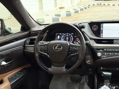 لكزس cc.2021 ES350 14