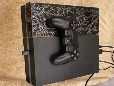 سوني للبيع 4 نظيف ومجدد 0
