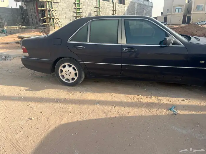 مرسيدس بنز شبح 300SE موديل 1992 4