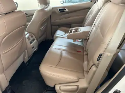 نيسان باثفندر 11