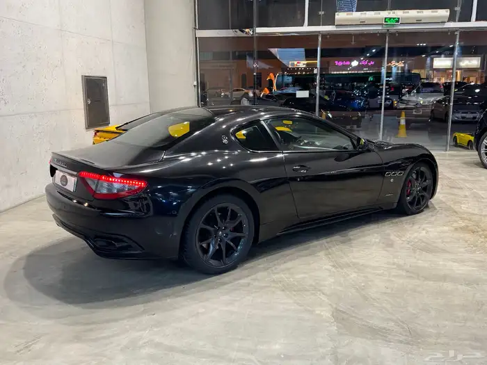 مازيراتي Granturismo موديل 2014م 6