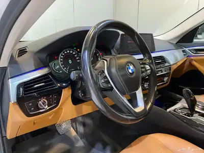 بي ام دبليو 520i 2020 بحالة نظيفه جدا 5