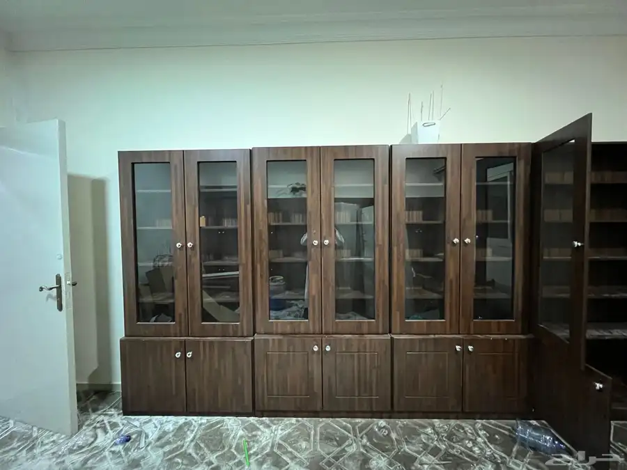 مكتبة أو ارفف كتب دولاب 0