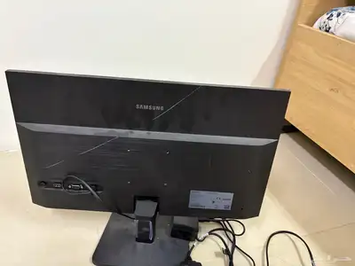 شاشه قيمنج 3