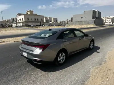 هيواندي النترا 2022 سمارت 7