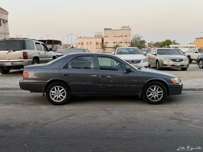 كامري أمريكي 2000 4