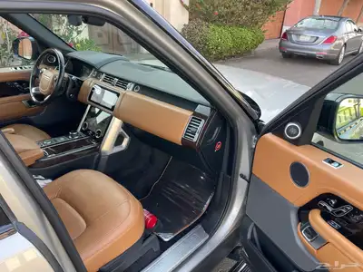 رنج روفر فوج SE V8 2018 ناغي ( بحالة الوكالة ) 16