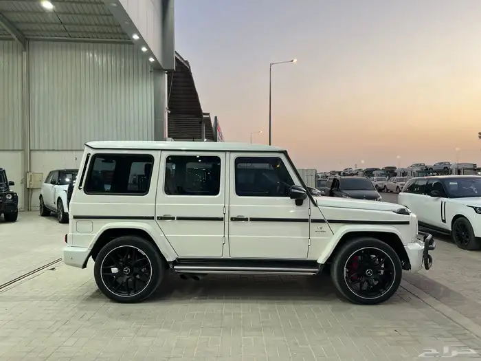 مرسيدس G63 فل كامل موديل 2015 4