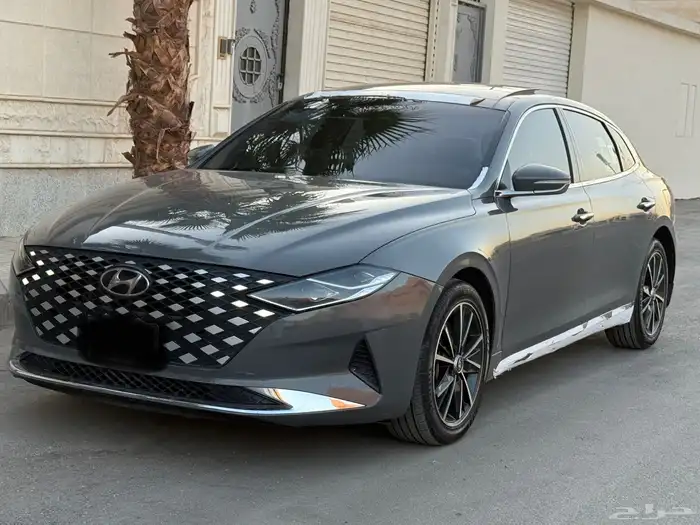 هيونداي ازيرا 2021 اسمارت سعودي نظيفه 9